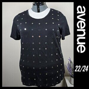 2/$15 Avenue Black‎ T-Shirt With Mirrored Polka Dots Size 22/24 (EUC)